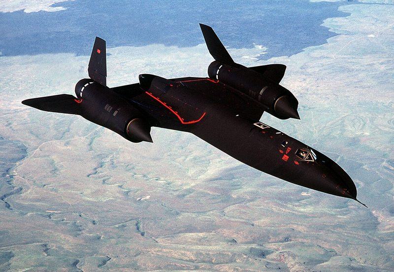 SR-71 Blackbird in flight near Beale Air Force Base, 1988